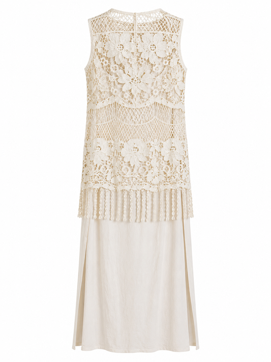 Vestido beige con chalequillo