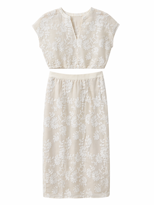 Conjunto encaje beige