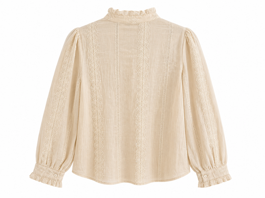 Camisa beige perforado