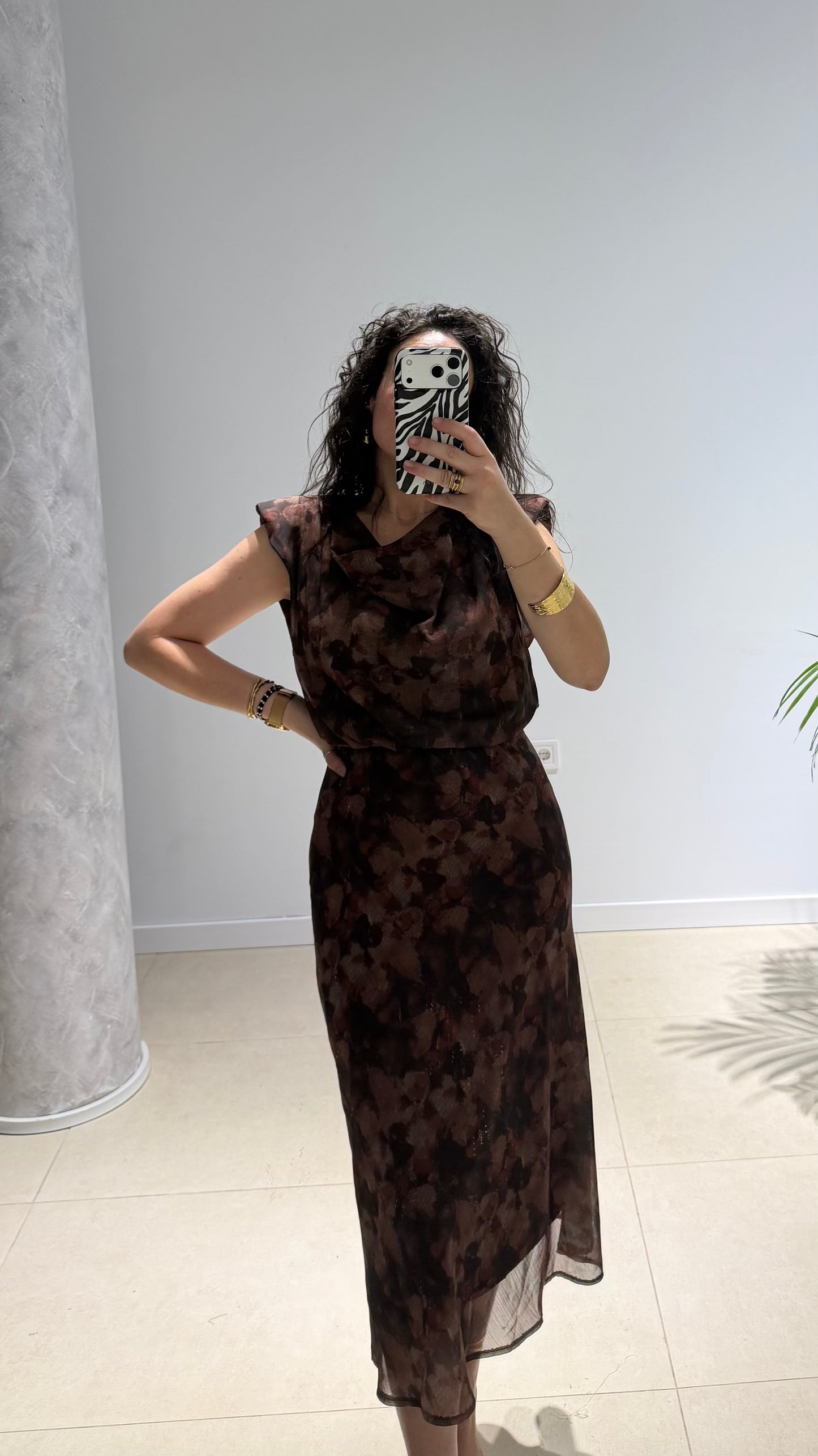 Vestido de gasa marrón