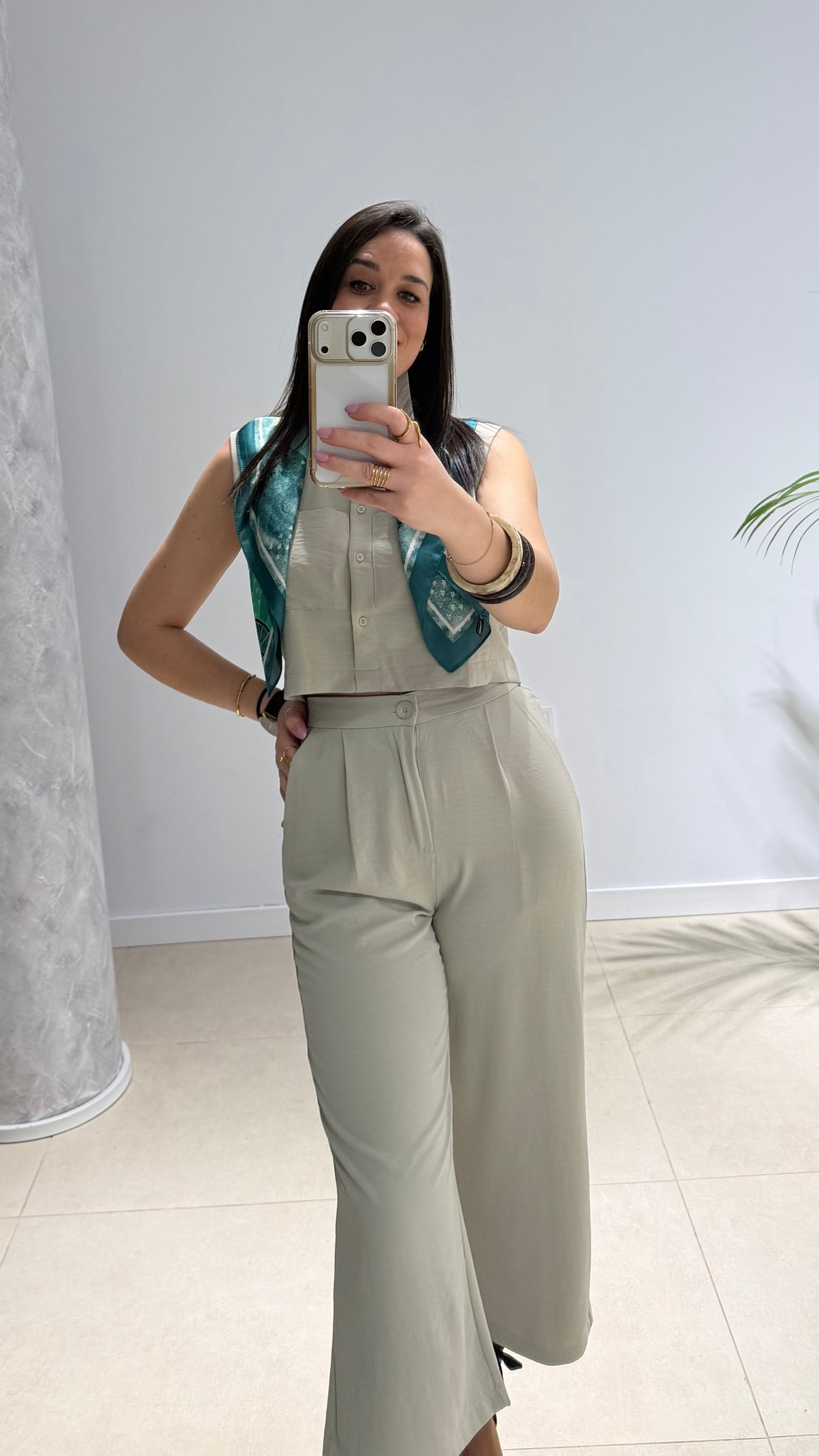 Conjunto scaut verde
