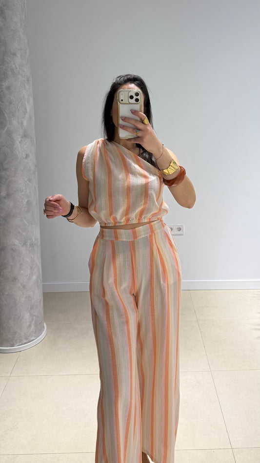 Conjunto pastel rayas