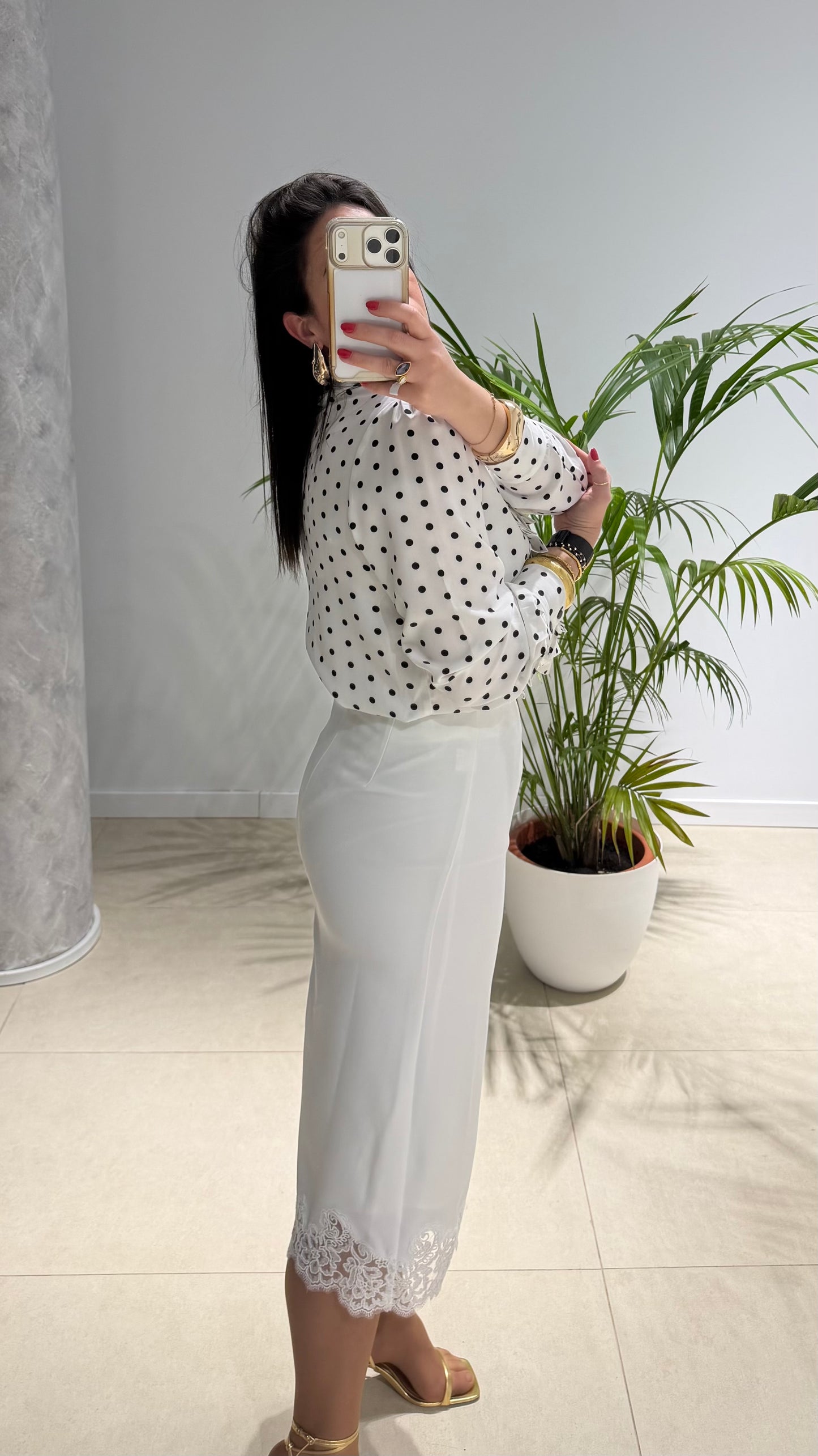 Falda blanca encaje