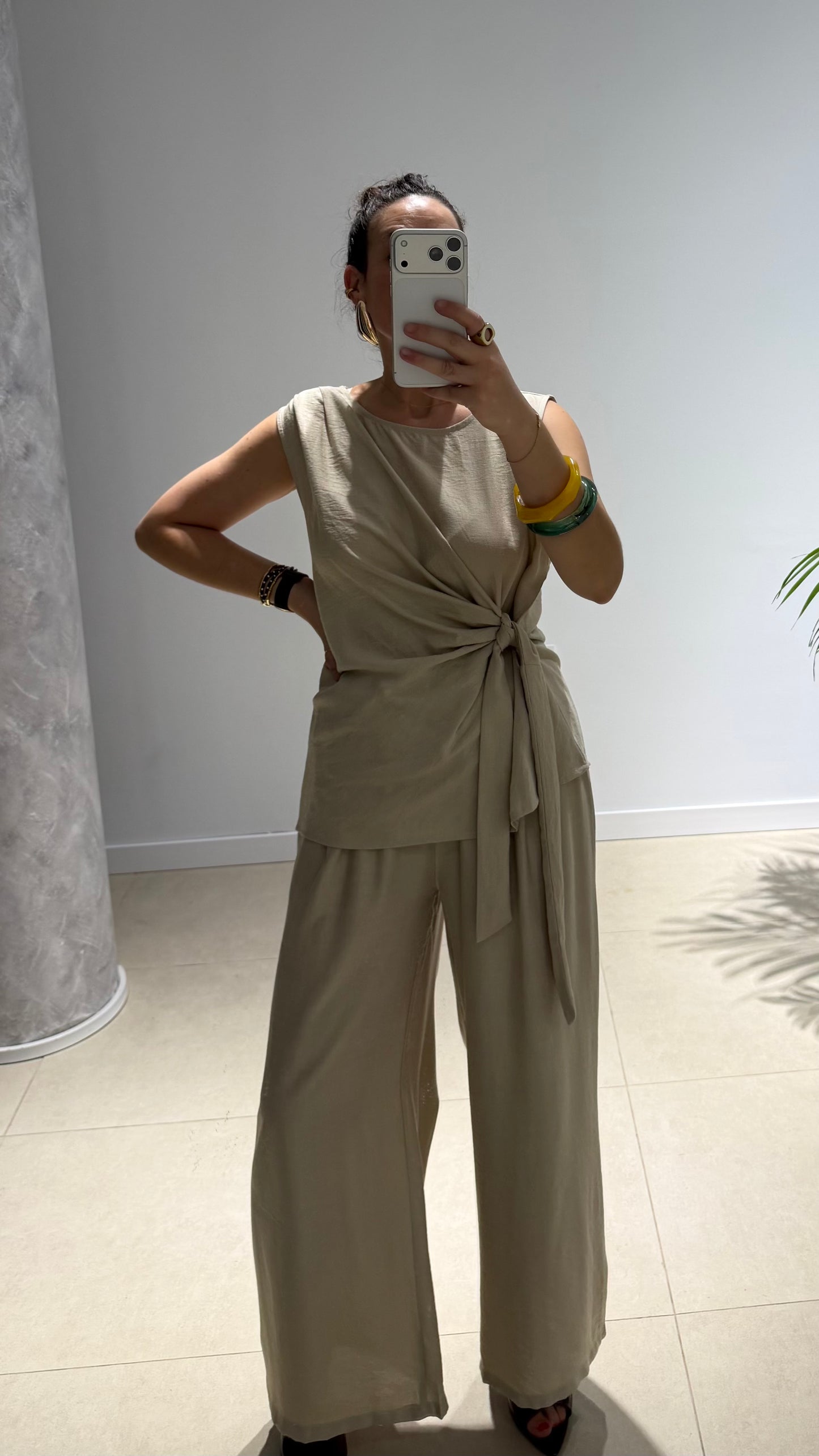 Conjunto lazo beige