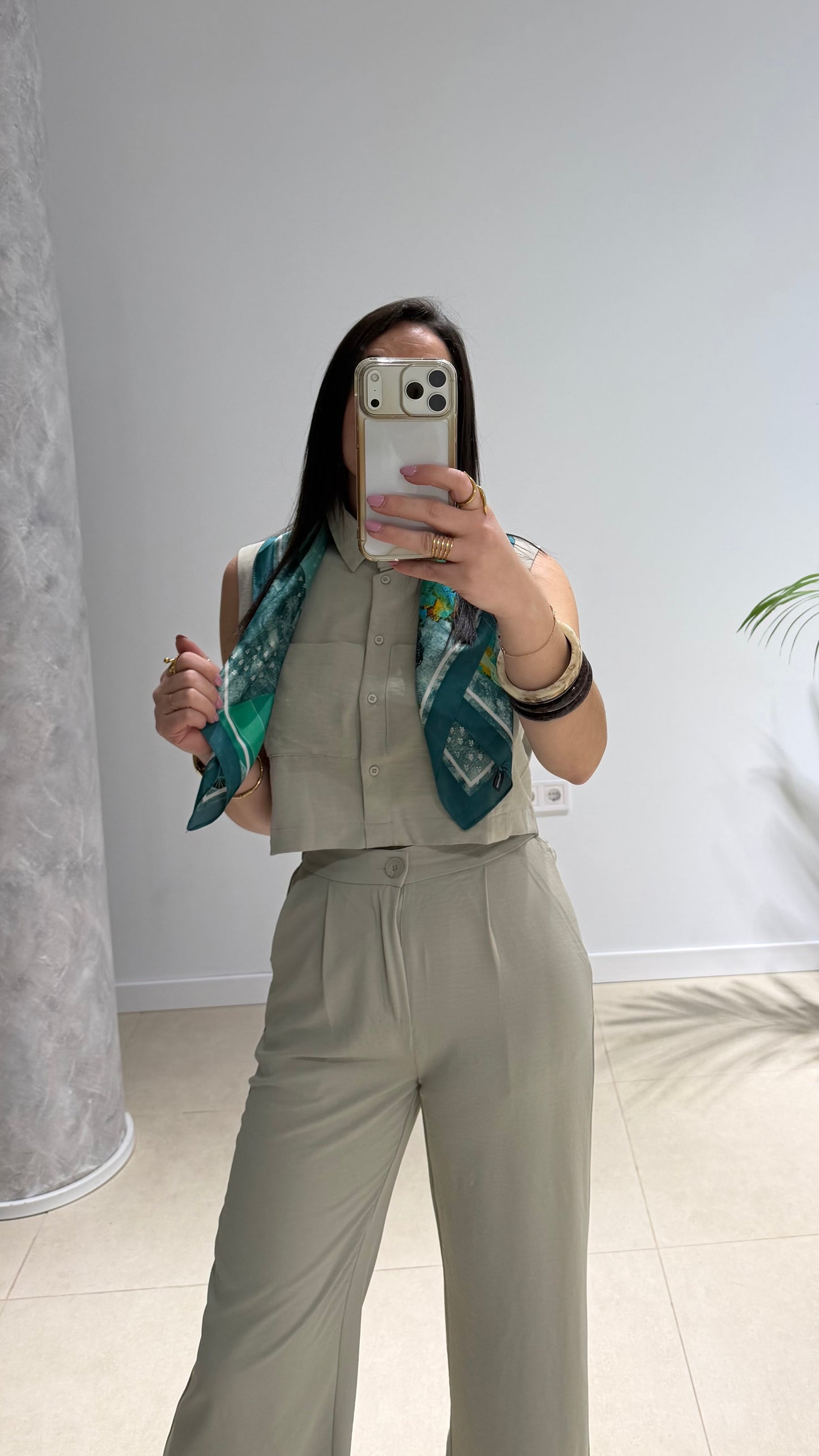 Conjunto scaut verde