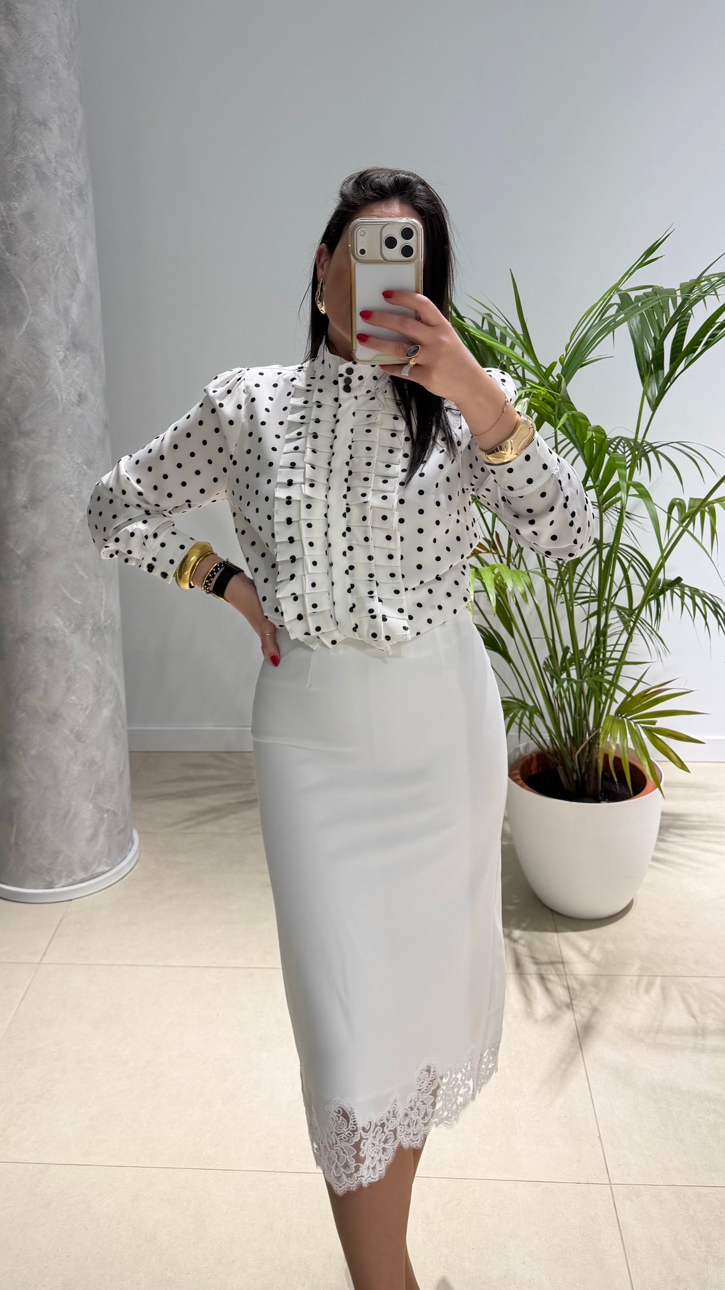 Falda blanca encaje