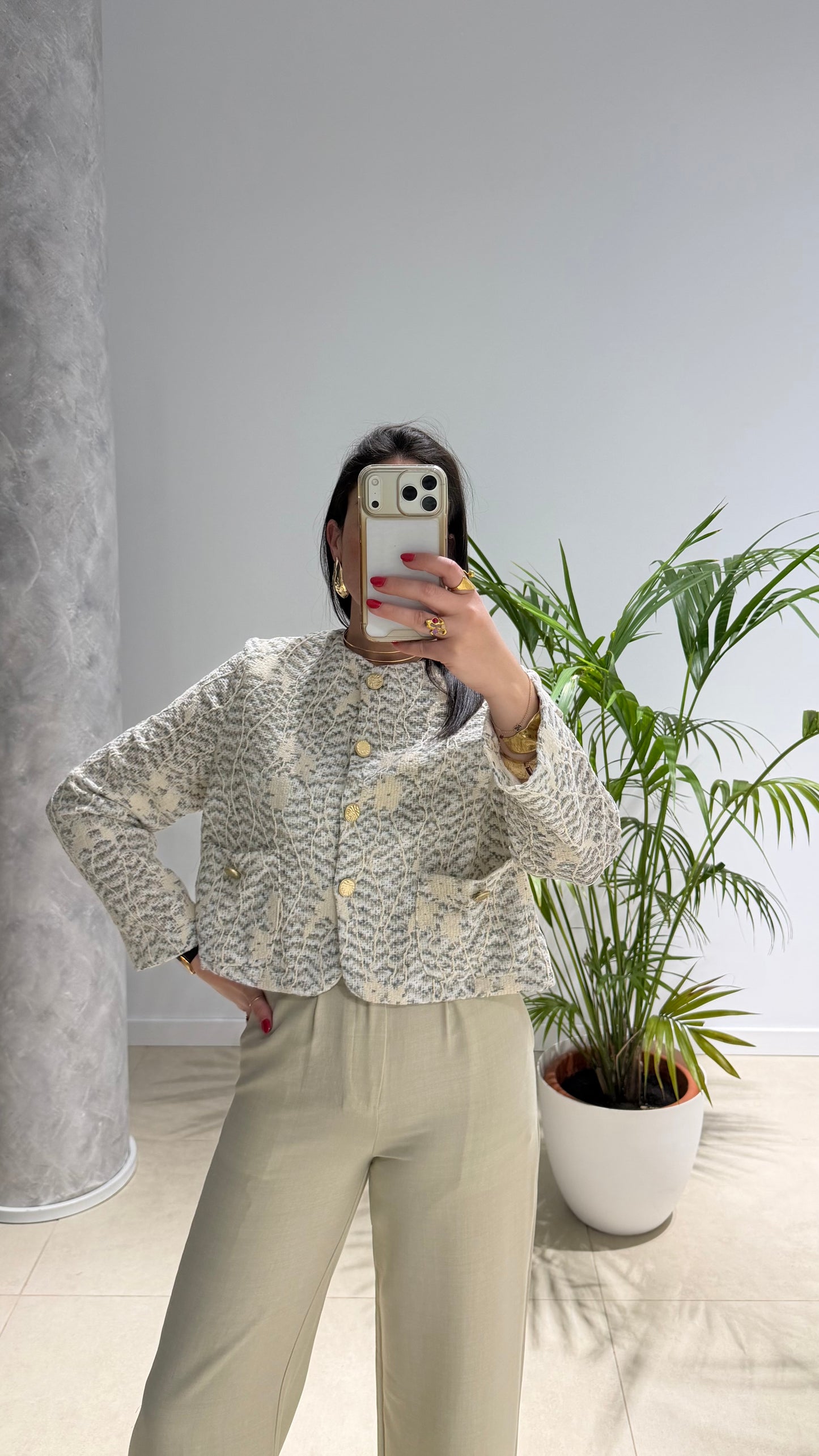 Chaqueta tipo Chanel azul